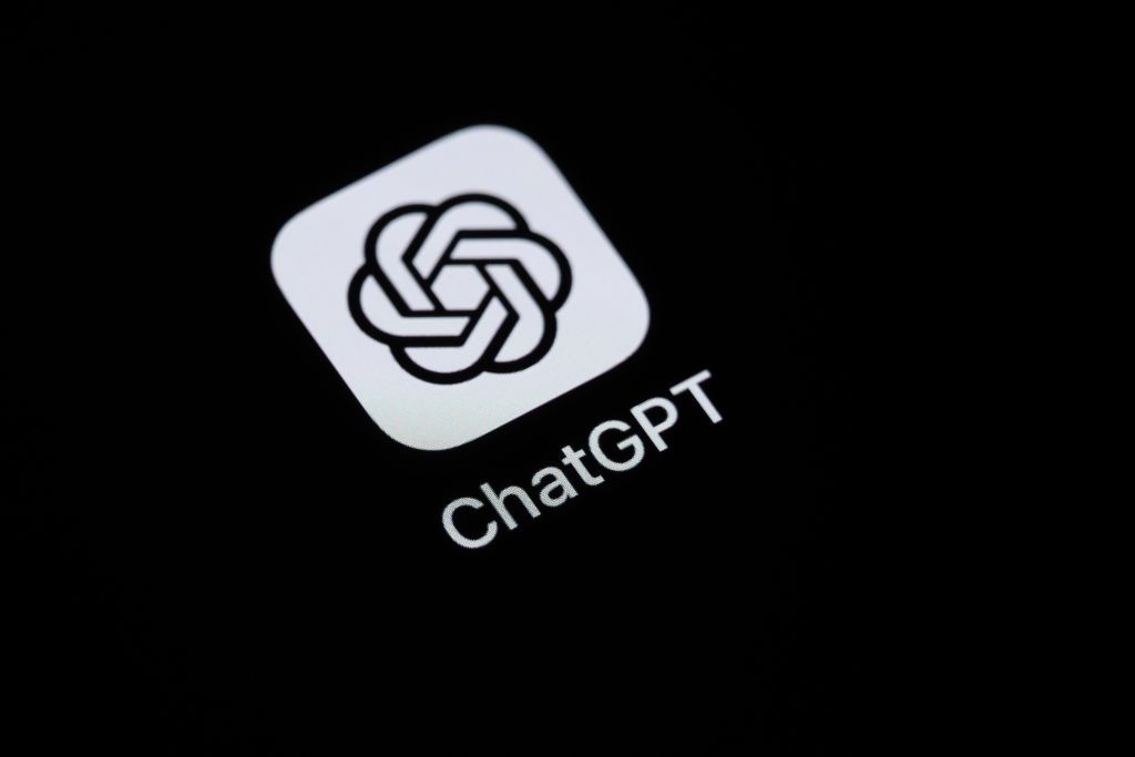 ChatGPT se branche sur les dossiers médicaux Epic et les grandes bases de santé publiques
